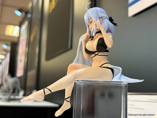 麻将格斗少女 立直・千 泳池边的少女们