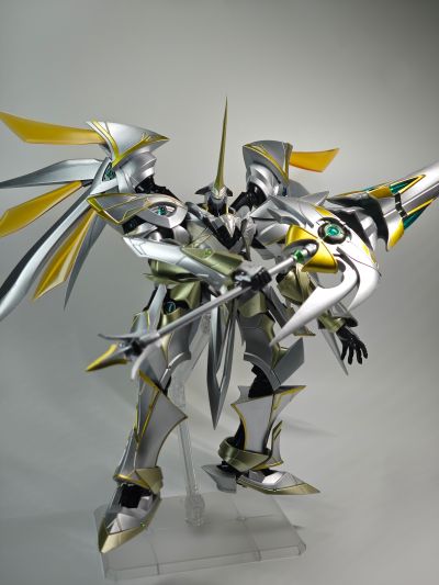 MODEROID  “银之骑神”亚格里昂