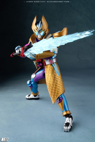 S.H.Figuarts 假面骑士加布 凛冽雪酪冰卫形态