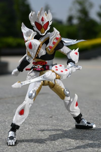 S.H.Figuarts 假面骑士加布 蛋糕王形态