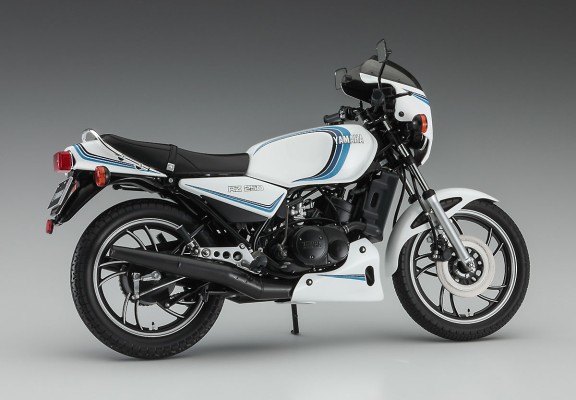 21758  摩托车系列 雅马哈 RZ250（4L3）附带整流罩（1982款）