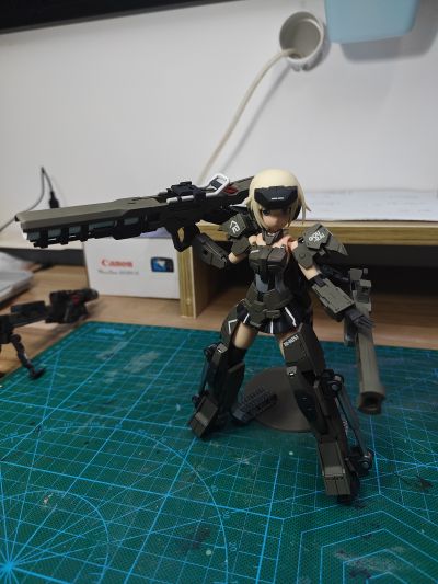 M.S.G.   武器组件 10 倍数盾牌