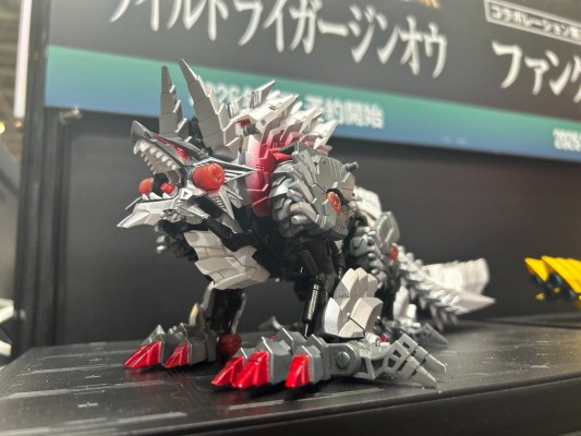 索斯机械兽 SYNERGENEX 怪物猎人 狂野长牙狮・雷狼龙