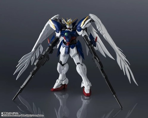 新机动战记高达 W 无尽的华尔兹 GUNDAM UNIVERSE XXXG-00W0 飞翼零式高达 (EW) 新版