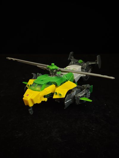 变形金刚 ジェネレーションズ TG-21 オートボットスプリンガー