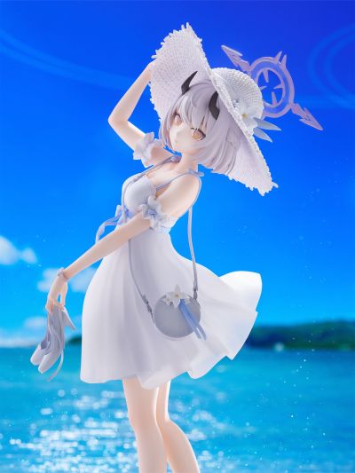蔚蓝档案 濑名 便服