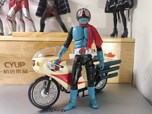 S.H.Figuarts（真骨雕制法） 假面骑士新1号 荣耀昭和骑士版（首发专属底座配套款）