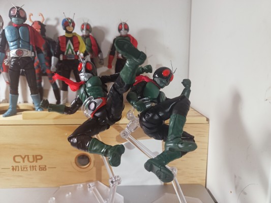 S.H.Figuarts（真骨雕制法） 假面骑士新2号 荣耀昭和骑士版