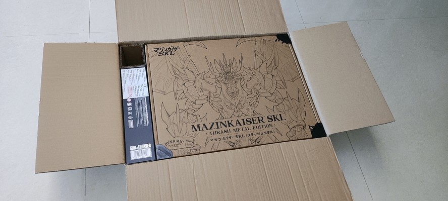 铁魄 魔神凯撒SKL ( GOD OF THUNDER )