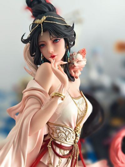 New Era系列 灵尾之契约 小九