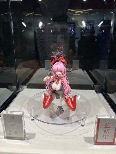 蔚蓝档案 调月莉音