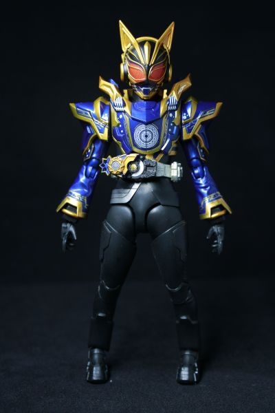 S.H.Figuarts 假面骑士娜猫 奇幻形态