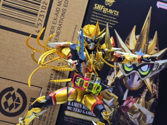 S.H.Figuarts 假面骑士艾克赛德 无敌玩家 平成世代版