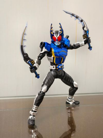 S.H.Figuarts（真骨雕制法） 假面骑士钢斗王 骑士形态 真骨雕制法10周年纪念版