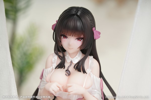 Gift+系列  碧蓝航线 特立尼达 更衣室里的捕猎者