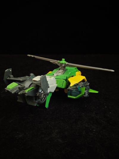 变形金刚 ジェネレーションズ TG-21 オートボットスプリンガー