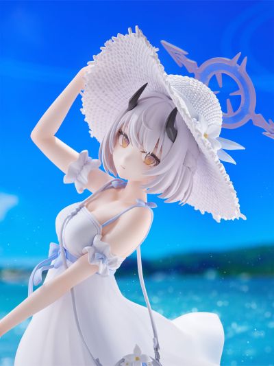 蔚蓝档案 濑名 便服