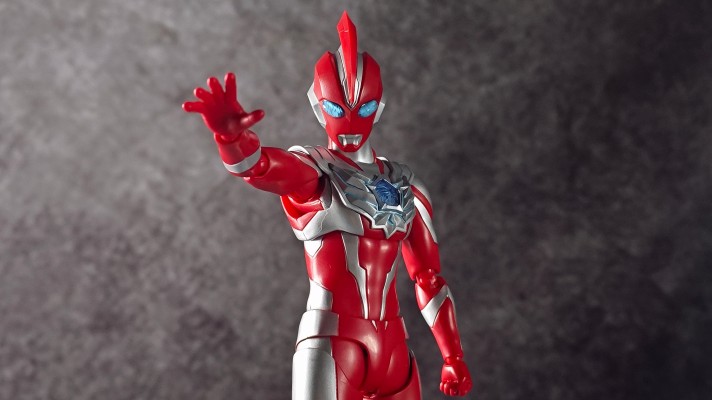 S.H.Figuarts 奥美迦奥特曼