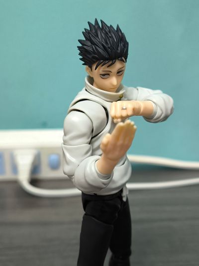 S.H.Figuarts 咒术回战 乙骨忧太 -特级术师-