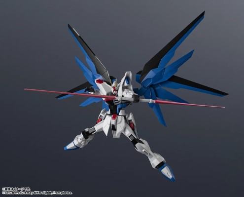 机动战士高达 SEED GUNDAM UNIVERSE ZGMF-X10A 自由高达 新版