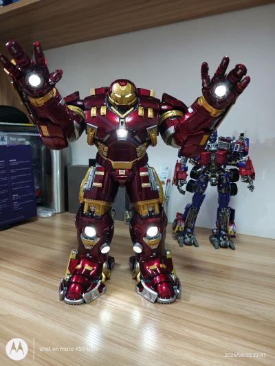 MK44 反浩克装甲（Hulkbuster）