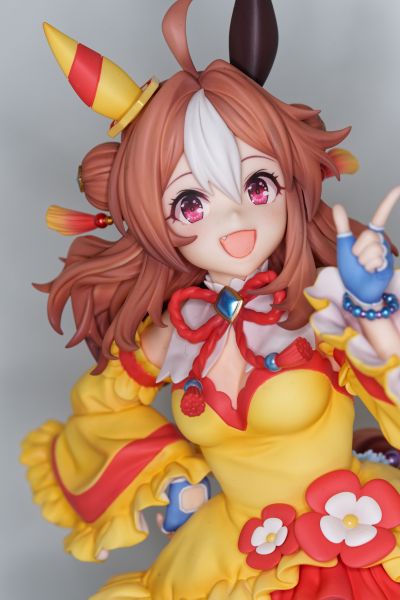 赛马娘 小林历奇 决胜服