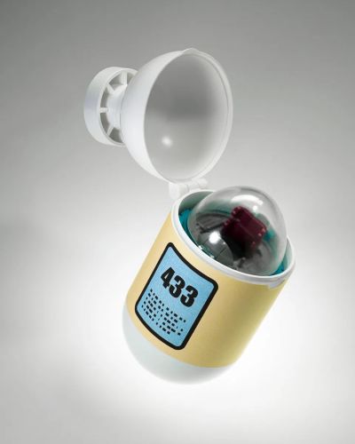 CHANGEARTS 万能胶囊 No.433 特兰克斯时光机器