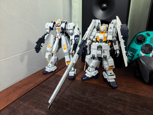 HGUC ADVANCE OF Z 提坦斯的旗下 RX-121-1 高达TR-1［海兹尔改］＆高达TR-6用扩展组件