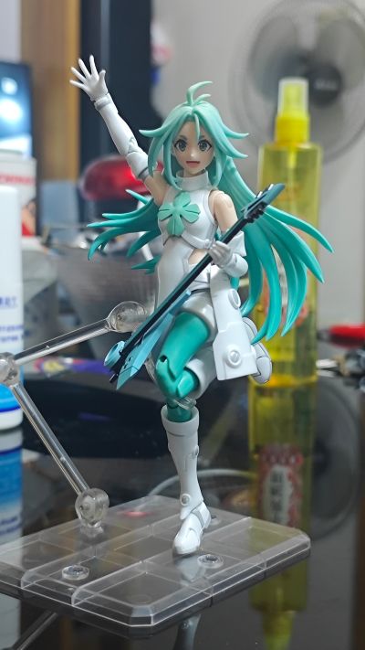 S.H.Figuarts  凸变英雄X 幸运青