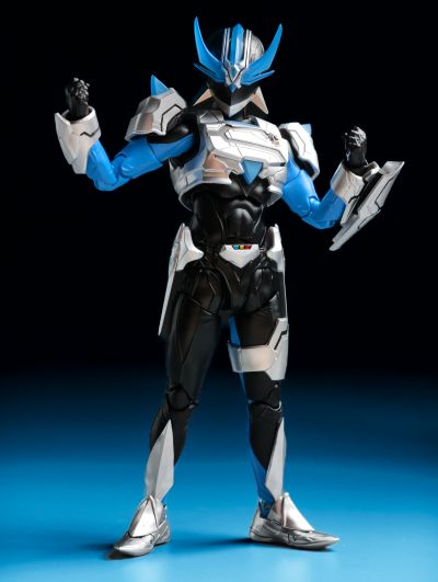 S.H.Figuarts（真骨雕制法） 银翼超人 防御装甲