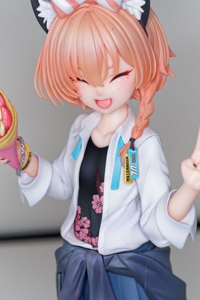 蔚蓝档案 美甘妮露（校服）纪念大厅版