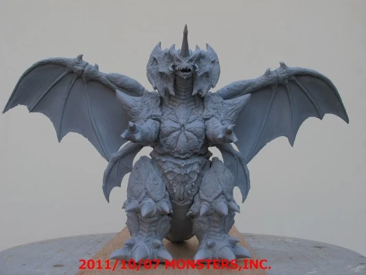 S.H.MonsterArts  戴斯特洛伊亚 （完全体） 特别配色版