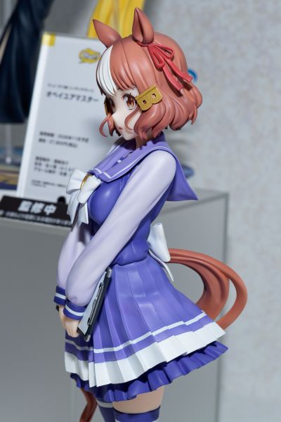 赛马娘 芦毛灰姑娘  双铃莱特