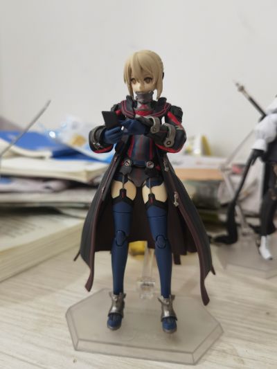 figma#582 命运-冠位指定 狂战士 /  谜之女主角X〔Alter〕