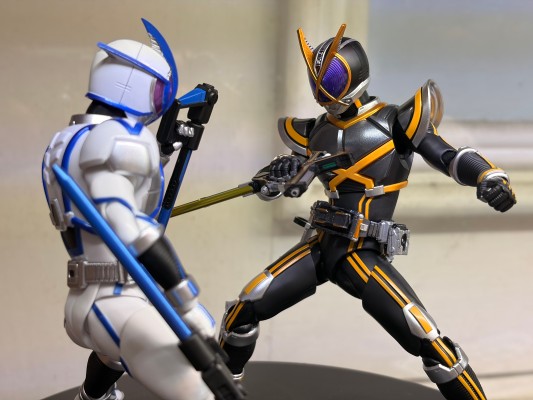 S.H.Figuarts（真骨雕制法）  假面骑士凯撒