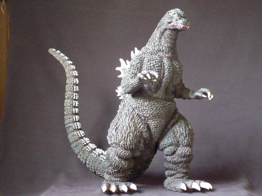 碧奥哥斯拉进击 50cm