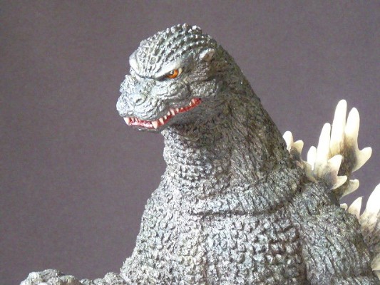碧奥哥斯拉进击 50cm
