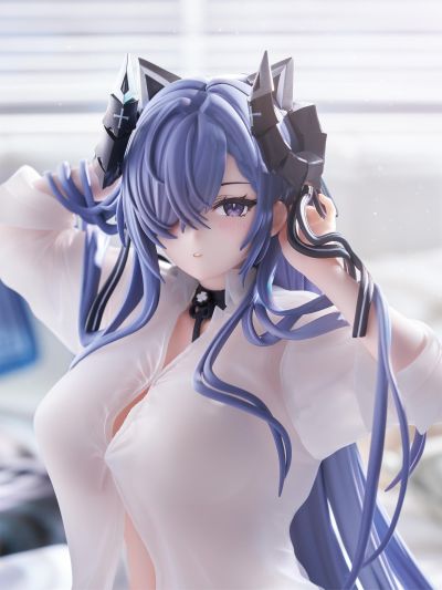 碧蓝航线 奥斯特雷德·冯·帕赫贝尔（奥古斯特） 魔女的午休时间