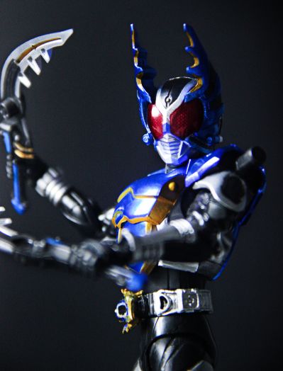 S.H.Figuarts（真骨雕制法） 假面骑士钢斗王 骑士形态 真骨雕制法10周年纪念版