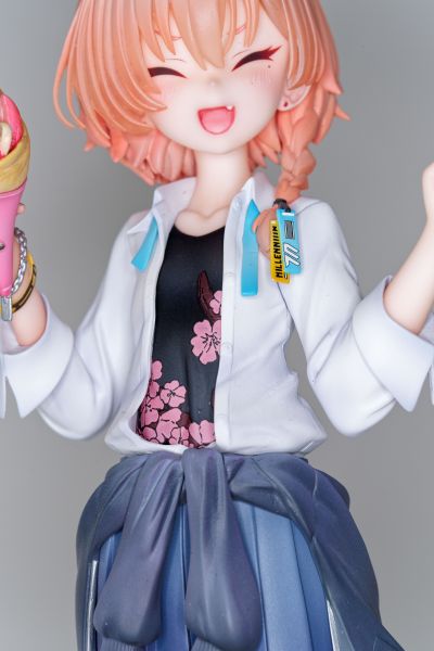 蔚蓝档案 美甘尼禄（校服）