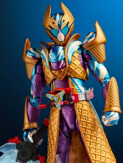 S.H.Figuarts 假面骑士加布 凛冽雪酪冰卫形态