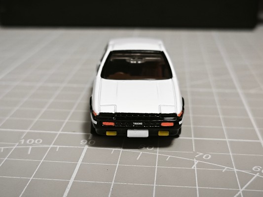 多美卡高级无限 UNL01 头文字D AE86 Trueno（藤原拓海）