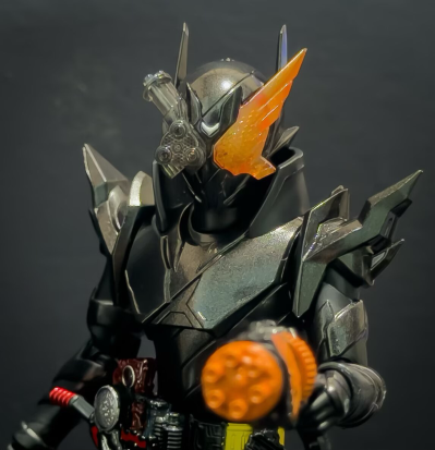 S.H.Figuarts 假面骑士创骑 兔子坦克危险形态 平成世代版