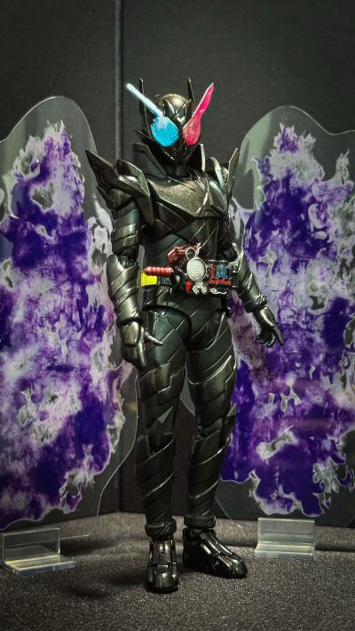 S.H.Figuarts 假面骑士创骑 兔子坦克危险形态 平成世代版