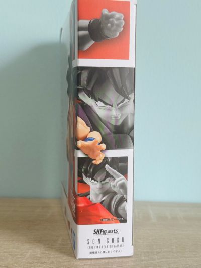 S.H.Figuarts 孙悟空〈仁慈的赛亚人〉