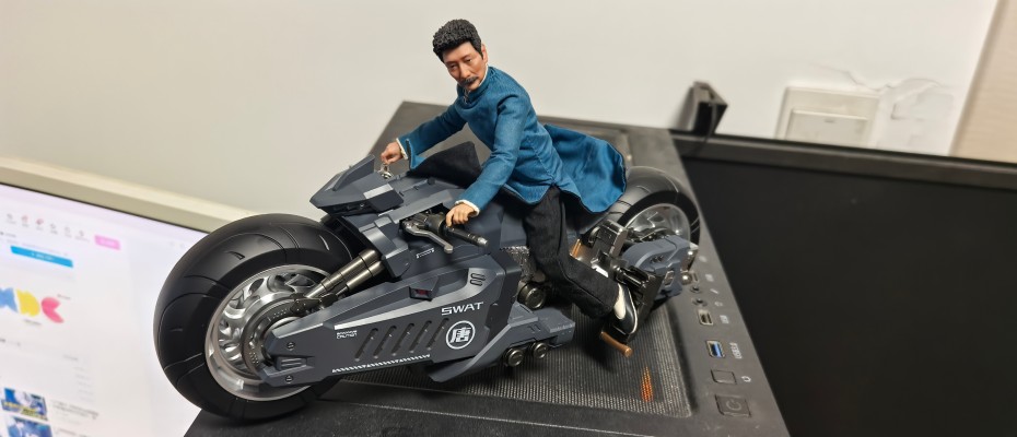 畅玩级·长安卫·摩托车·特警