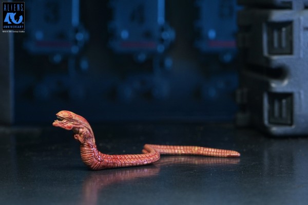 《异形》- 40周年纪念版 异形战士 终极可动人偶
