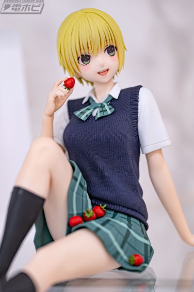 Desktop Cute 草莓100% 西野司 校服