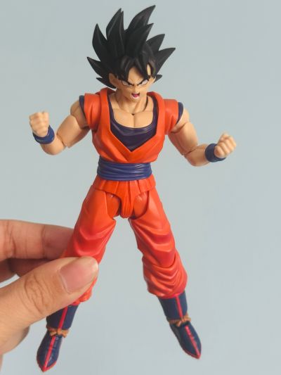 S.H.Figuarts 孙悟空〈仁慈的赛亚人〉