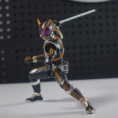 S.H.Figuarts（真骨雕制法）  假面骑士凯撒